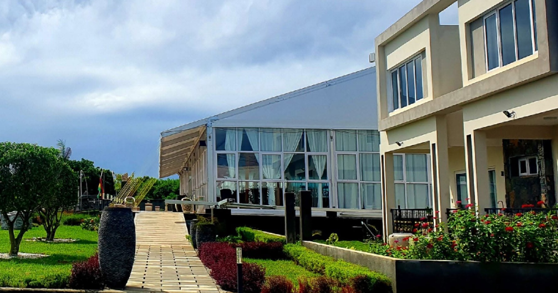 Villa Accommodation at Island View Garden